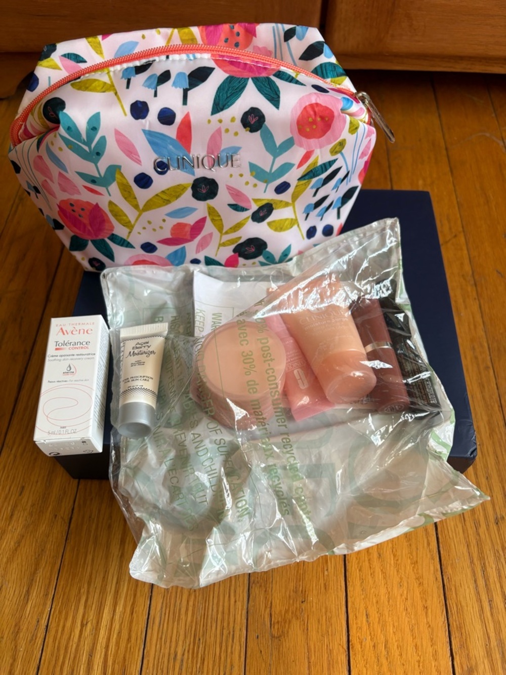 9 peice Clinique & other beauty bundle